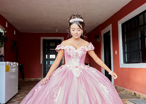 22-05-21 ERICKA BADILLO # 4905 _T4A3415