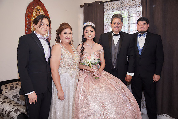 6637 GLORIA LAURA ALFARO-AADR0495