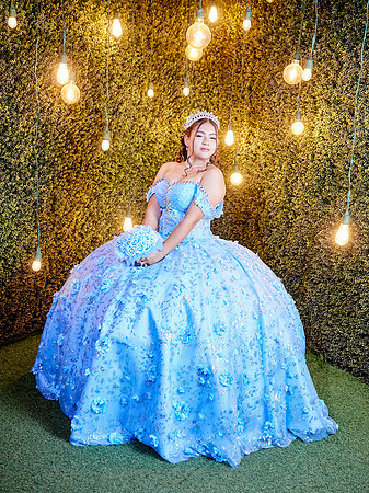 #8127 LAURA MUÑIZ XV (FORMAL BENJI)AADR0017