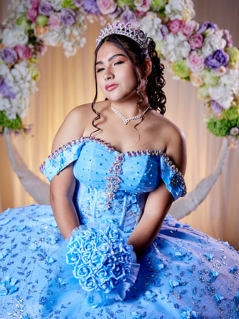 #8127 LAURA MUÑIZ XV (FORMAL BENJI)AADR0063