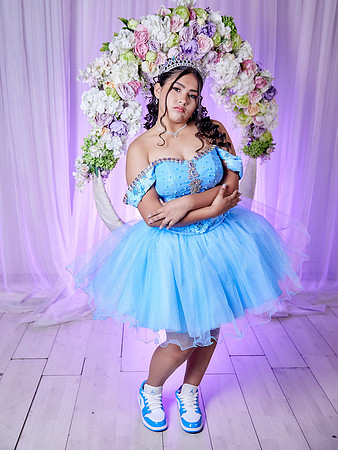 #8127 LAURA MUÑIZ XV (FORMAL BENJI)AADR0151