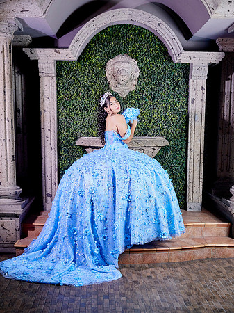 #8127 LAURA MUÑIZ XV (FORMAL BENJI)AADR0015