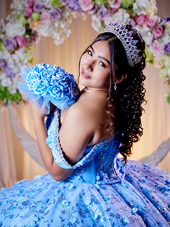 #8127 LAURA MUÑIZ XV (FORMAL BENJI)AADR0065