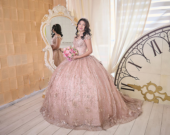 8X10 - #CELESTE ANDREA CABRALES AADR3343