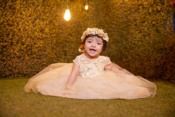 NIÑA (ADRIAN) (2)