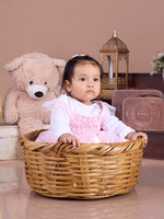 #8158 CARMEN FLORES NIÑA VINTAGE (ANGY Y DAYANA)ESQL9694