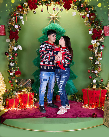 06 DICIEMBRE 2025 SESION NAVIDAD ANDREA (RAFA) _RDM6127