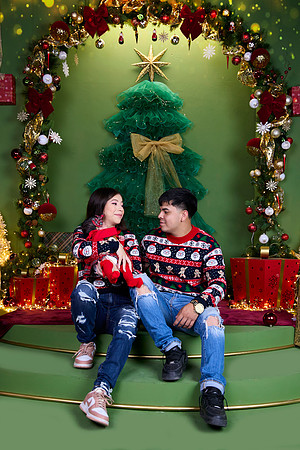 06 DICIEMBRE 2025 SESION NAVIDAD ANDREA (RAFA) _RDM6143