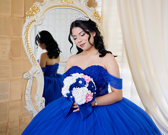 8X10 LORENA SALAZAR LUCIO #7943 _RDM8862