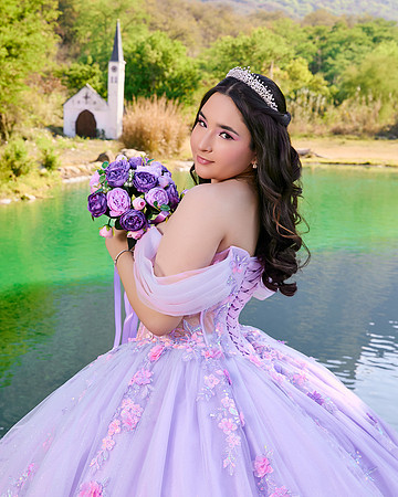 8X10 #1233 AZALEA GUTIERREZ AADR5812
