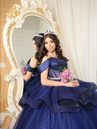 #8410 SASHA CANTU PAQ. PHOTOSHOOT (ANGY) AESC0269