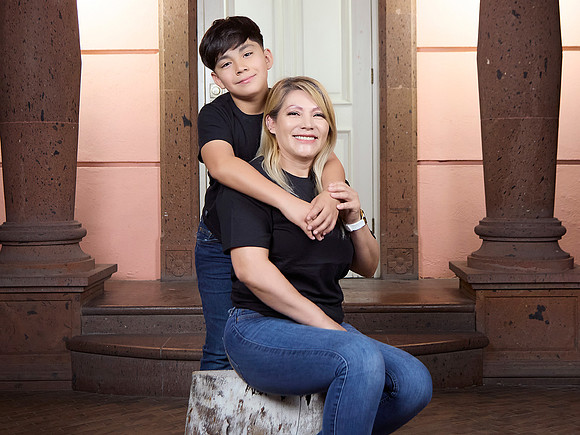 # ADRIANA REYES GPO 5 (PAU Y ANGY) ESQL9984