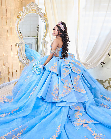 8X10 #8304 GABRIELA JUDITH_RDM7499