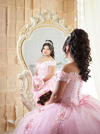 ALEJANDRA (XV) _CRE8681_1