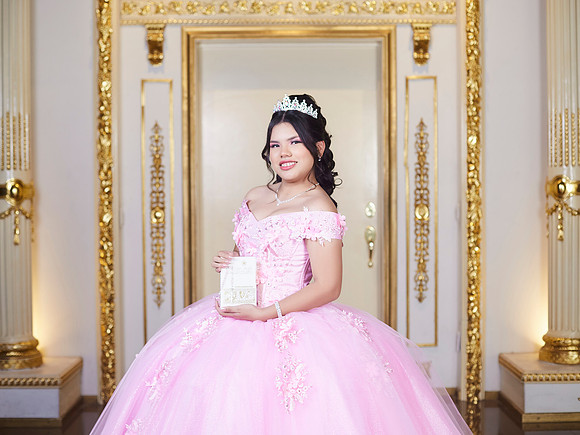 ALEJANDRA (XV) _CRE8741_1