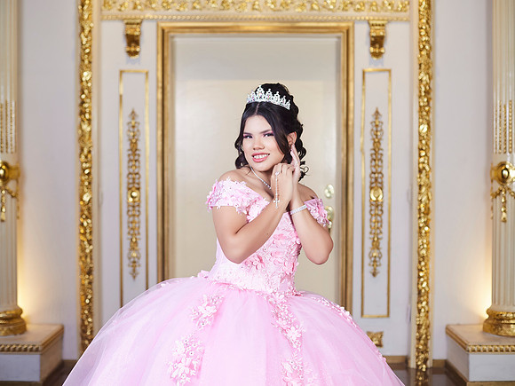 ALEJANDRA (XV) _CRE8754_1