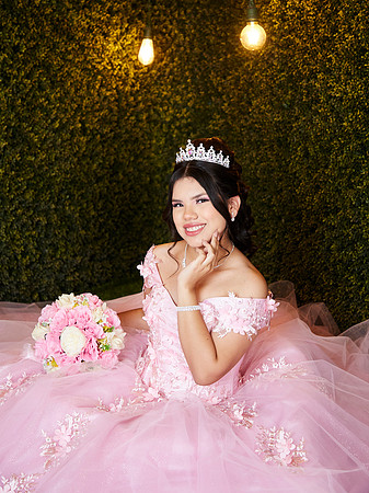 ALEJANDRA (XV) _CRE8837_1