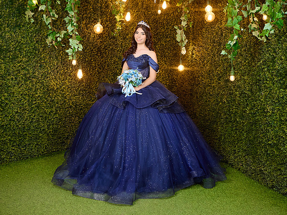 #8410 SASHA CANTU PAQ. PHOTOSHOOT (ANGY) AESC0281