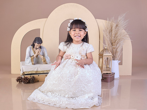 8009 MARIA ISABEL AESC3313
