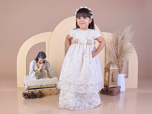 8009 MARIA ISABEL AESC3342