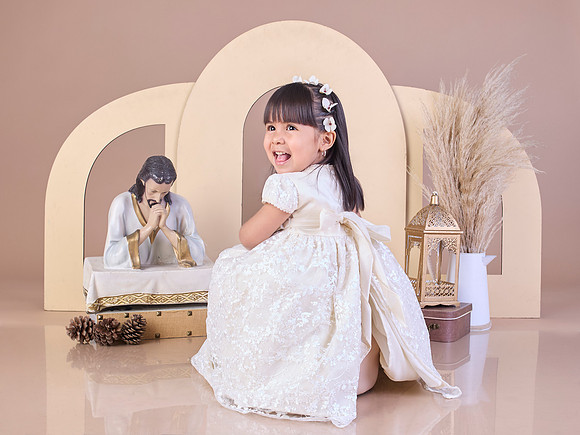 8009 MARIA ISABEL AESC3316