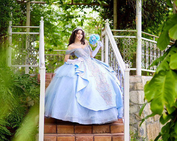 8X10 #1333 GRACIELA BEATRIZ ESQL6004