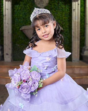 8x10 #8606 ANGELA REYES AESC7381