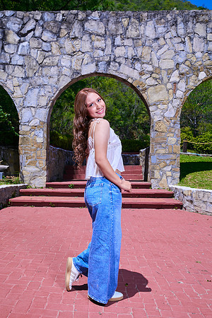 #1272 IVONE JOHANA AADR3174