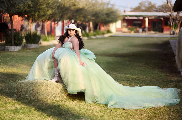 22 ENERO #8183 YOSELINE LOZANO ESQL3229