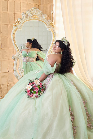 22 ENERO #8183 YOSELINE LOZANO ESQL3003