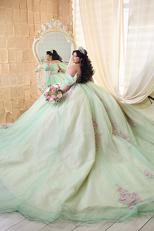 22 ENERO #8183 YOSELINE LOZANO ESQL2998