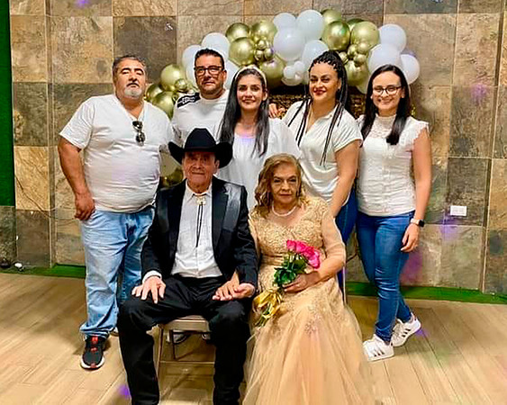 8X10 #7602 ANA ROSA LOPEZ WhatsApp Image 2024-11-12 at 11.00.28 AM