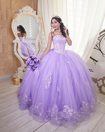8X10  REYNA ELIZABETH CRUZ #827  ADRIAN_ADR3579