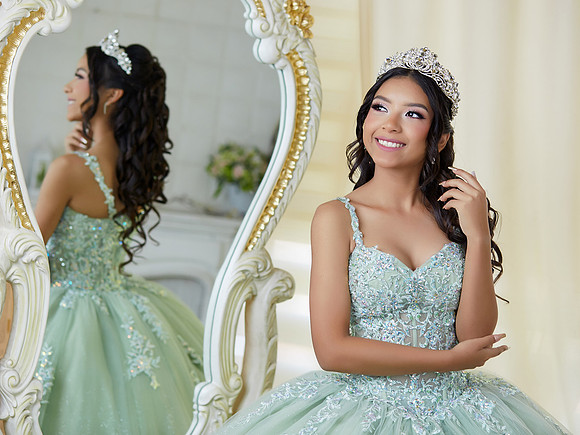 #7674 MIRIAM MARQUEZ (MEL) ESQL7158