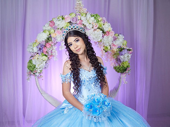 LAURA HERNANDEZ #7534 ESQL9748