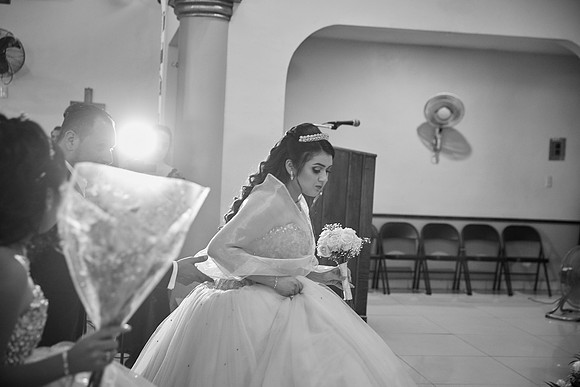 KATIA 2 06 18_21B0120