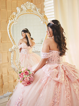 #7951 STEFANY FLORES ESQL9481