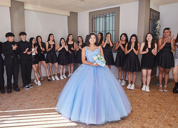 17 DICIEMBRE #6915 CLAUDIA CRUZ_ADR0011