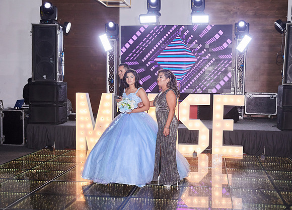 17 DICIEMBRE #6915 CLAUDIA CRUZ_ADR0126