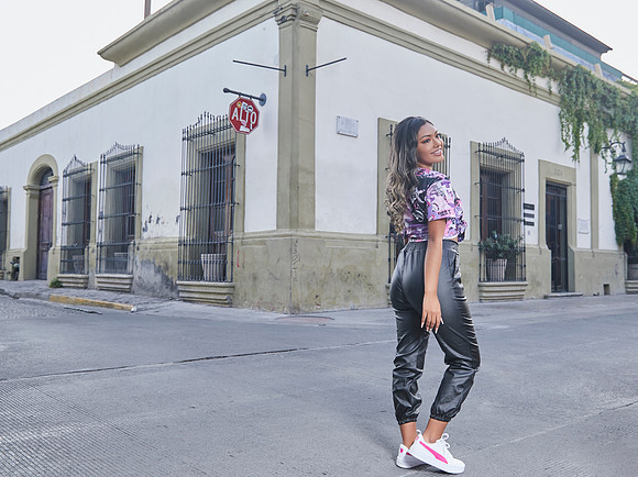 14 DICIEMBRE YOLANDA MARTINEZ #5610 LOC _ADR6310