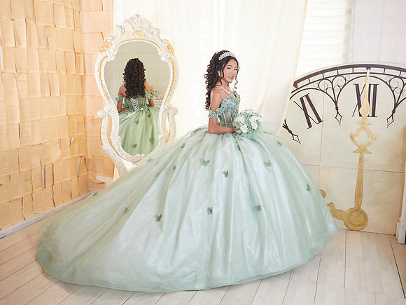 #6330 BRENDA RODRIGUEZ (XV)_ADR2779