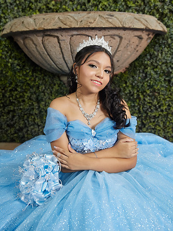 #7142 MARIA GUADALUPE GUTIERREZ (XV BENJI)HBAM9730
