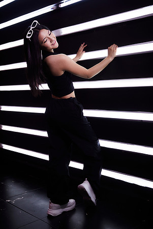 _ADR8695