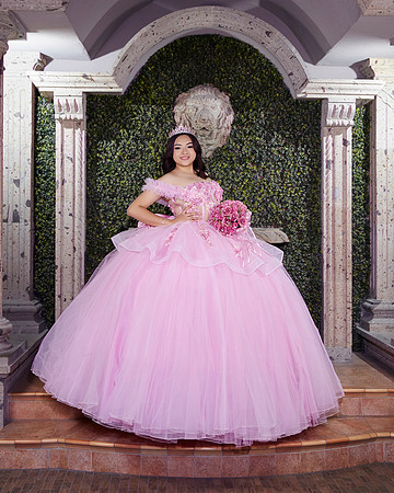 8X10 CLAUDIA CARREON #7252 ESQL2753
