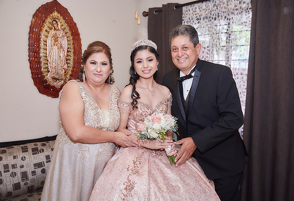 #6637 GLORIA LAURA ALFARO-AADR0486