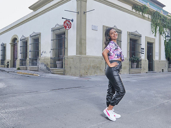 14 DICIEMBRE YOLANDA MARTINEZ #5610 LOC _ADR6309