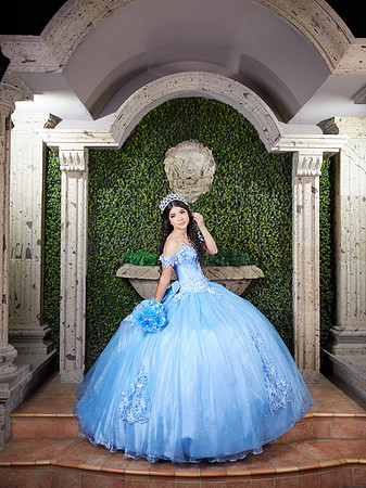 LAURA HERNANDEZ #7534 ESQL9766