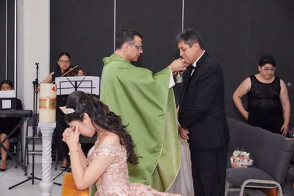 6637 GLORIA LAURA ALFARO-AADR0608