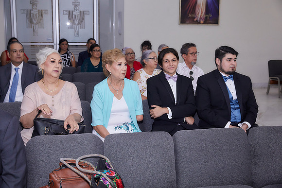 6637 GLORIA LAURA ALFARO-AADR0596