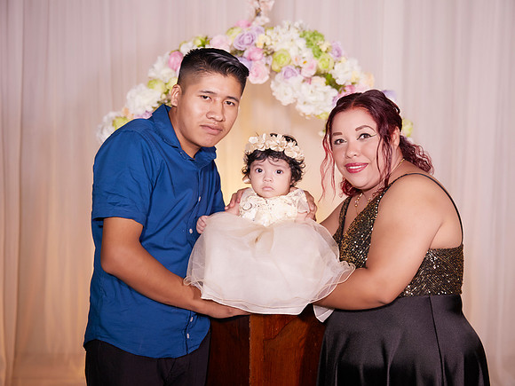 NIÑA (ADRIAN)